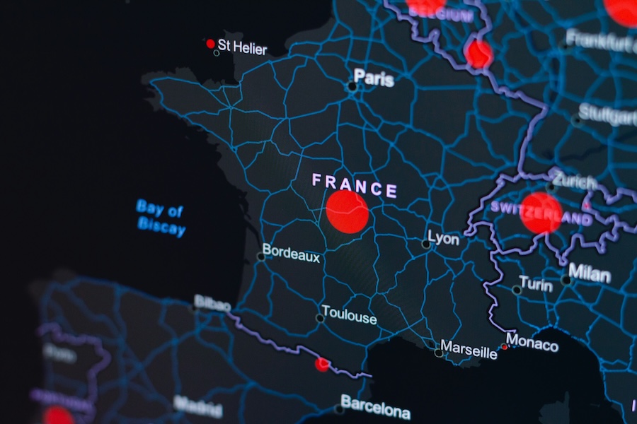 Morrison in exclusive talks on Orange's French data centres